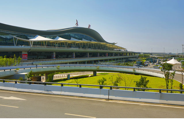 公司承建的长沙黄花国际机场新航站楼及高架桥最新版本万博app下载万博全站客户端中国建设最新版本万博app下载鲁班奖、全国市政最新版本万博app下载金杯奖
