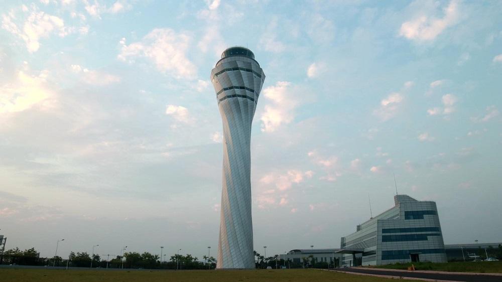 公司承建的广西南宁吴圩国际机场新航站区扩建工程荣获全国AAA级安全文明标准化工地